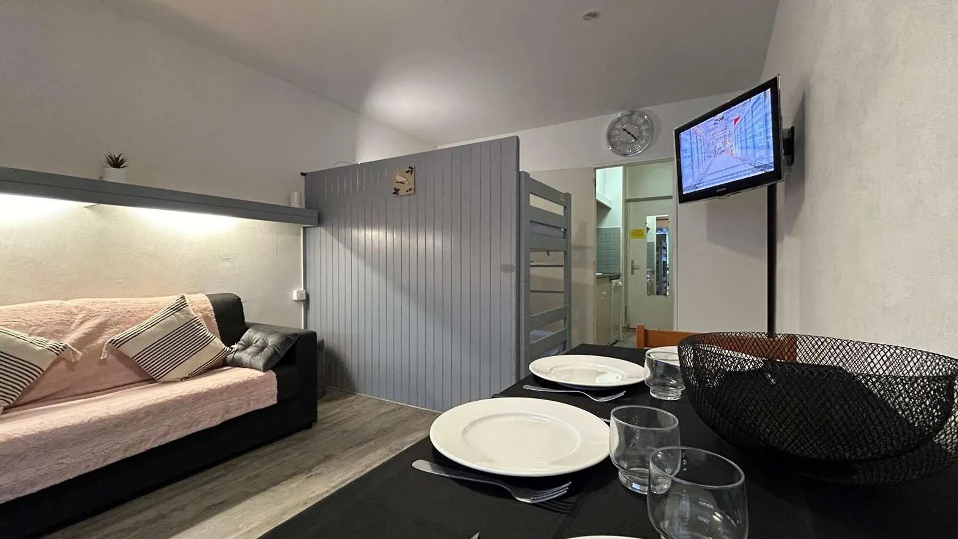 Studio Confort Pour 4 Avec Terrasse, Parking, Wifi Et Animaux Admis - Fr-1-525-210 Le Devoluy 0*,
